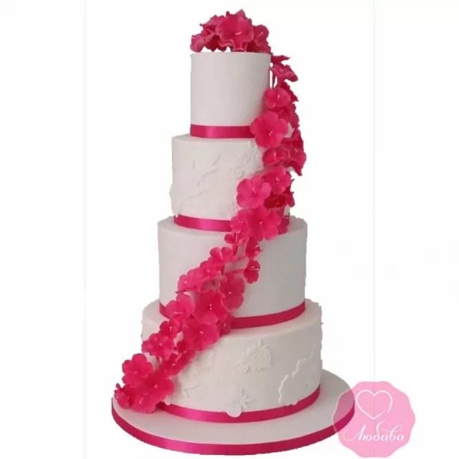 Торт свадебный четырехъярусный с цветами №2670